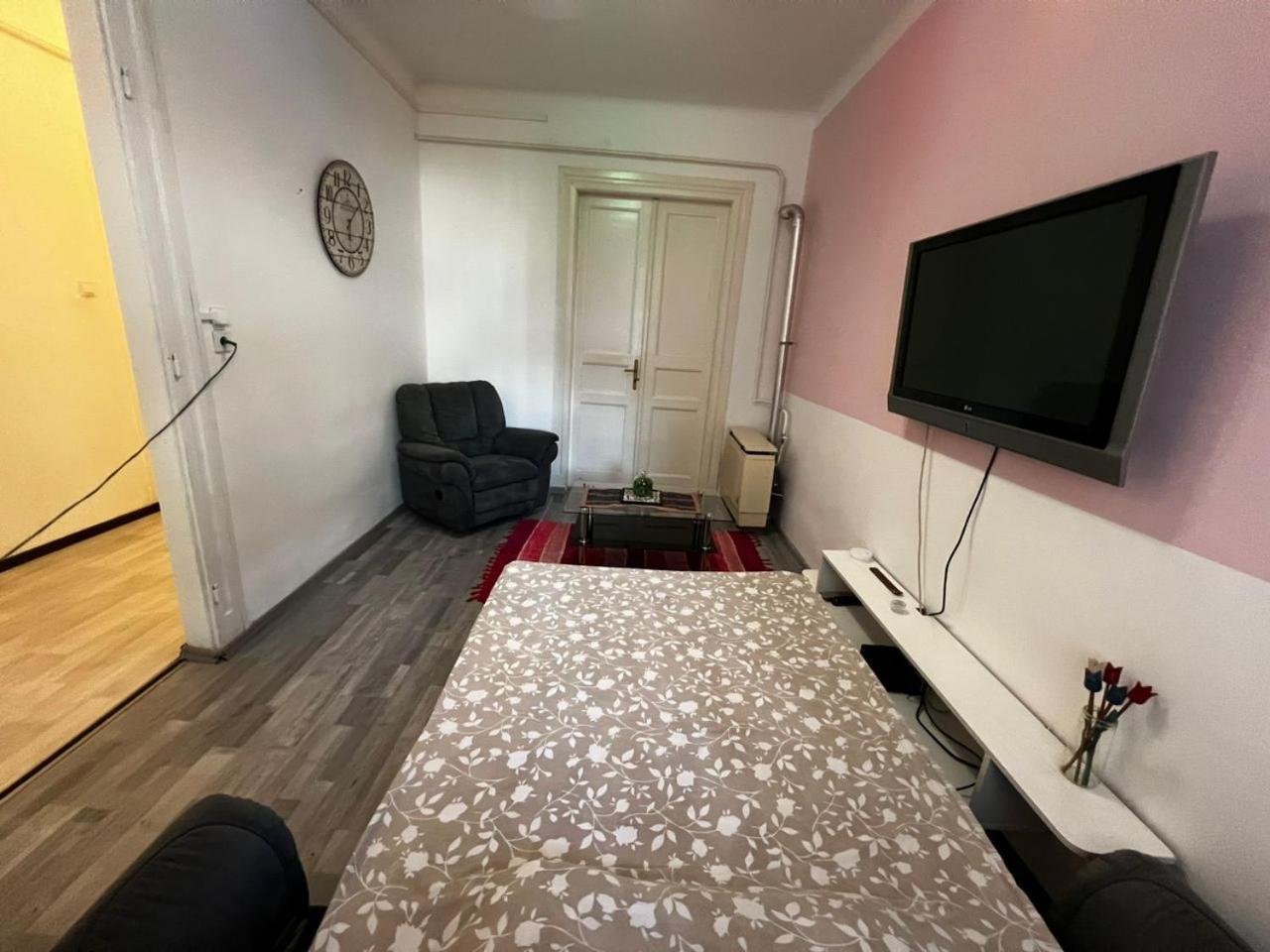 Szeged Apartment Exterior photo